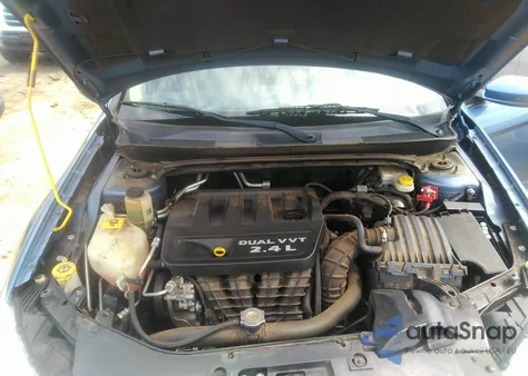 2011 Chrysler 200 Touring z USA, uszkodzony, nr VIN 1C3BC1FB3BN602450